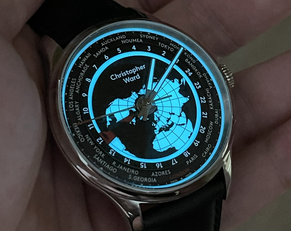 Christopher Ward兩地時手表C1 Worldglow-北半球的地圖盤面設計